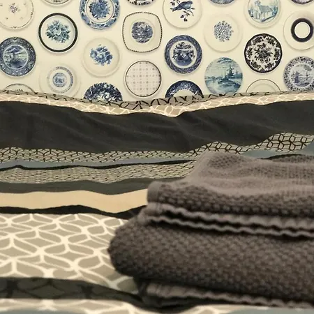 Alojamento de Acomodação e Pequeno-almoço Bed Of Roses 4*