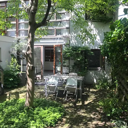 Bed Of Roses B&B 암스테르담